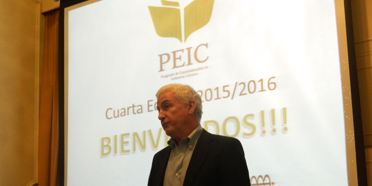 Inicio de cursos con Presidente de INAC