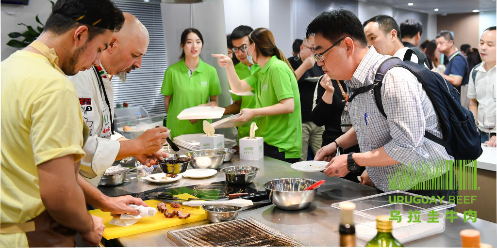 Evento de promoción de carne uruguaya en Shanghai.