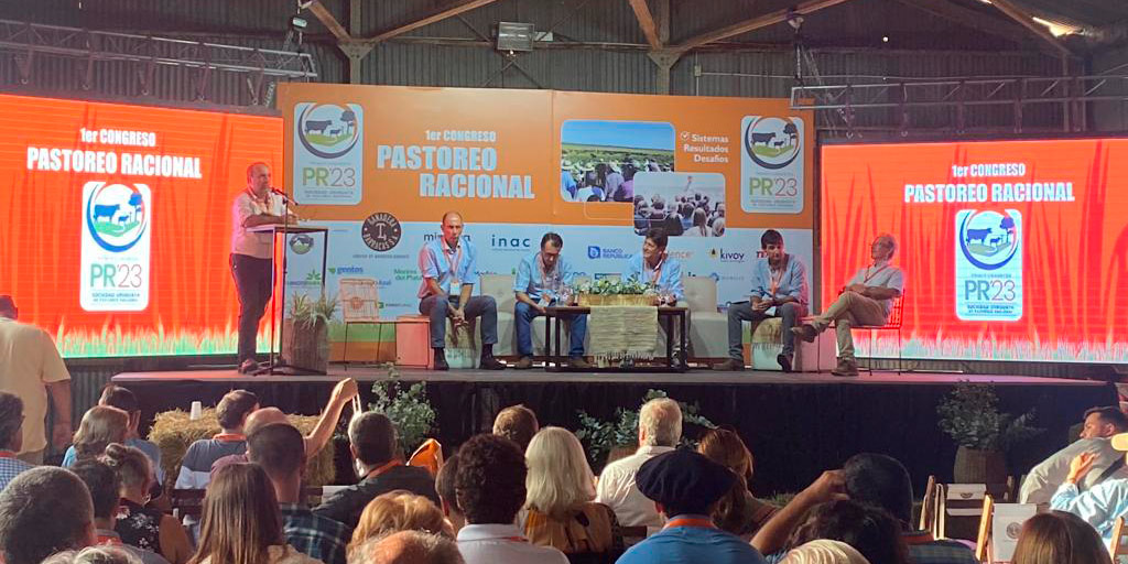 INAC presente en mesa redonda de Ganadería Sustentable en 1er Congreso de Pastoreo Racional