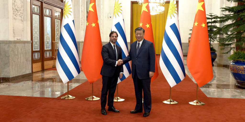 Dos toros fueron obsequiados por Uruguay al Presidente Chino.